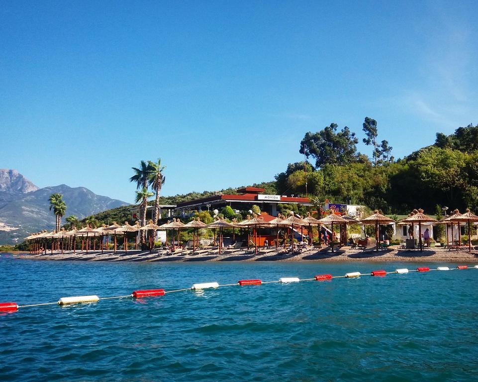 Villa Tivat Exterior photo